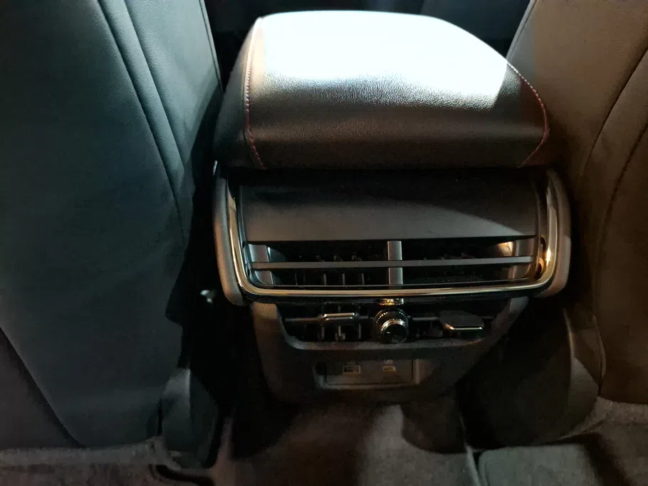 2025 Ford Taurus Trend 