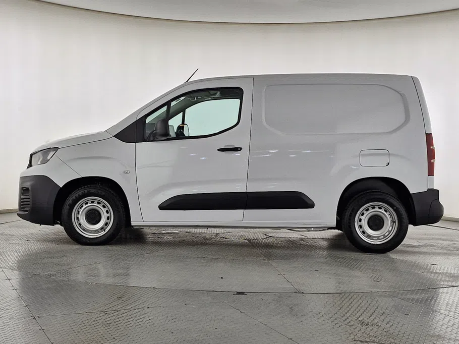 بيجو بارتنر Short van 2023 