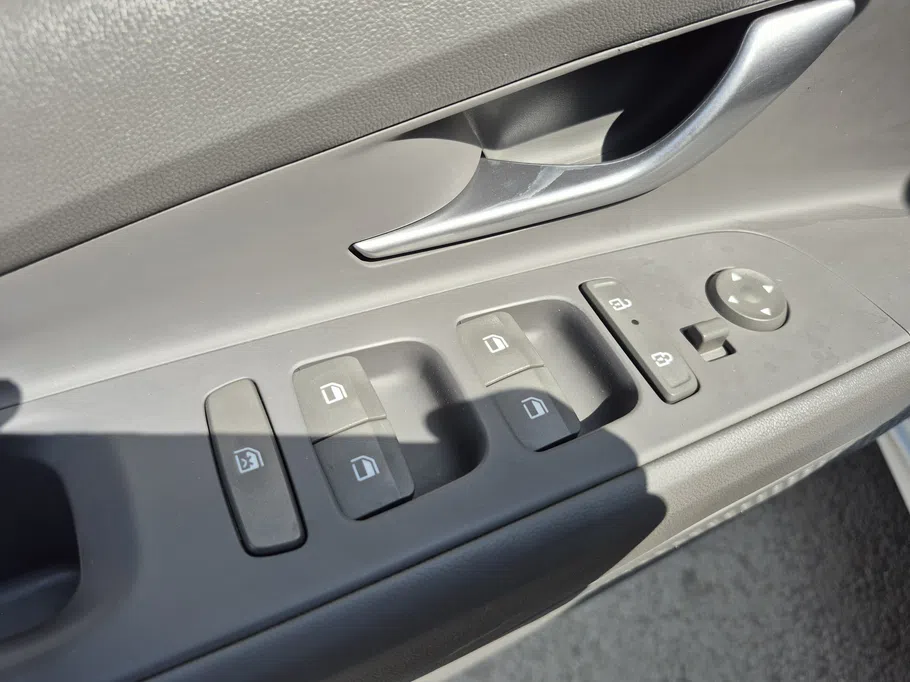 2024 هيونداي Elantra فلييت 