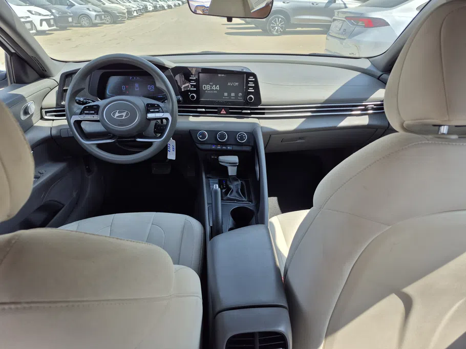 2024 هيونداي Elantra فلييت 