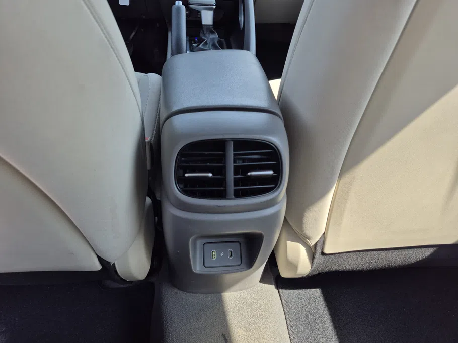2024 هيونداي Elantra فلييت 