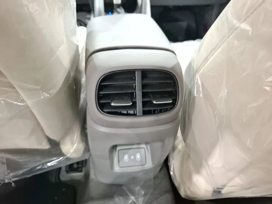 2025 Hyundai Elantra Smart 
