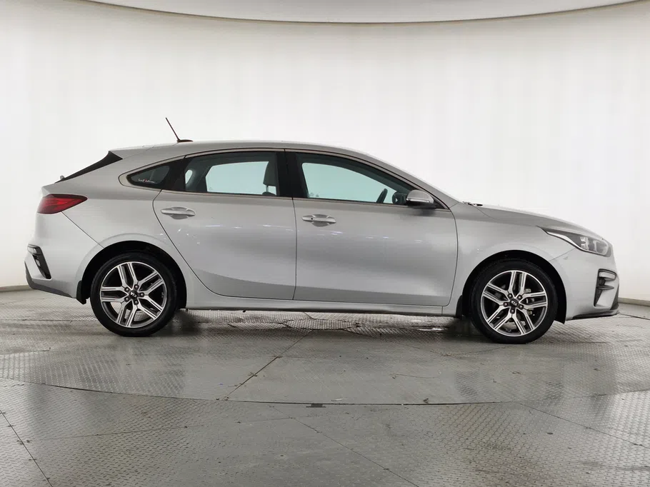 2020 كيا Cerato EX 