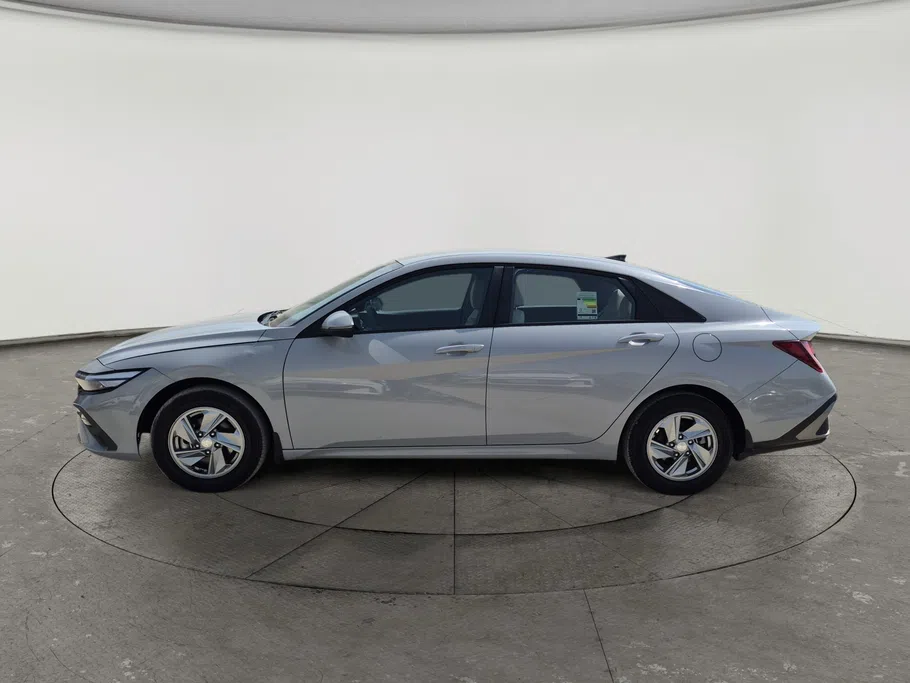 2024 Hyundai Elantra Fleet 