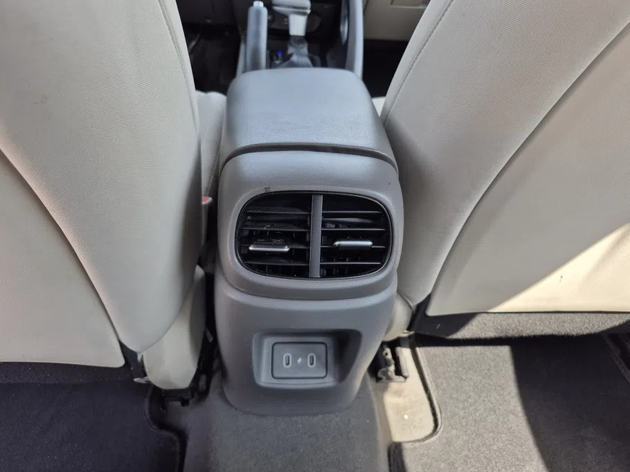 2024 Hyundai Elantra Fleet 