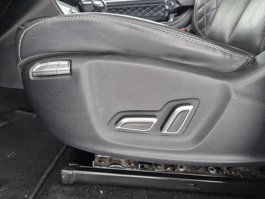 2022 ام جي RX8 LUX 