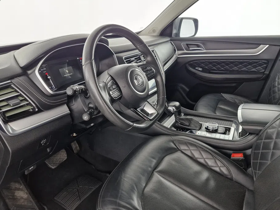 2022 ام جي RX8 LUX 