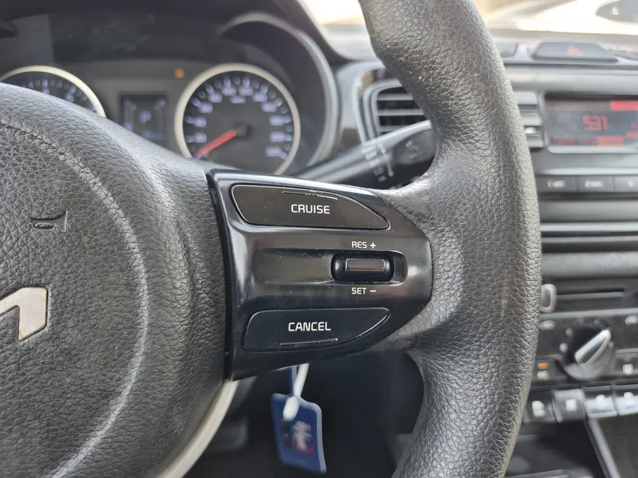 2023 Kia Pegas LX 