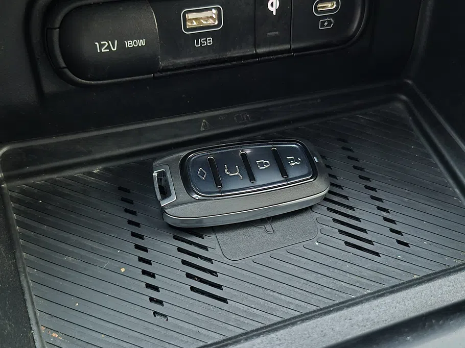 2023 Kia Sportage GLS 
