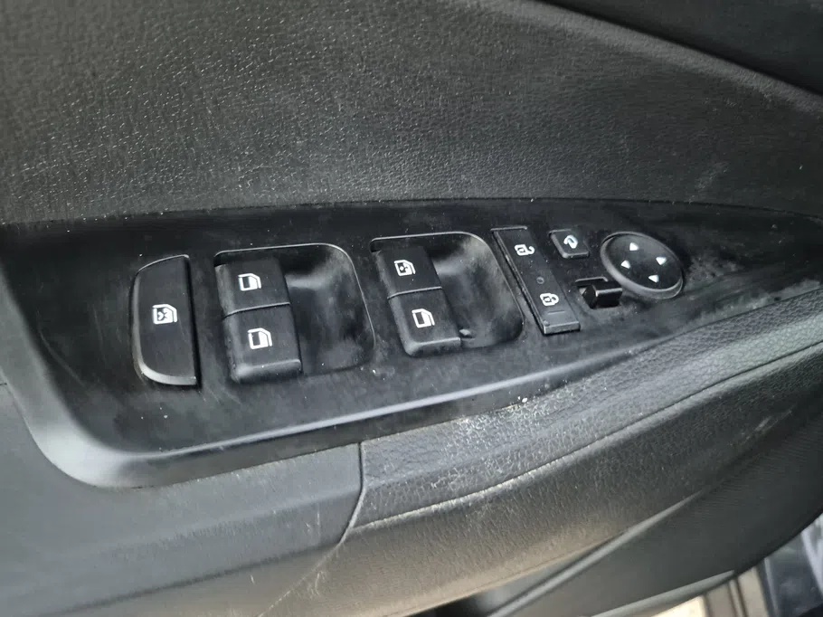 2023 Kia Sportage GLS 