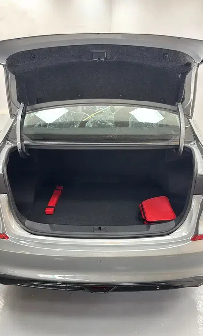 2027 Chevrolet Cruze LT 