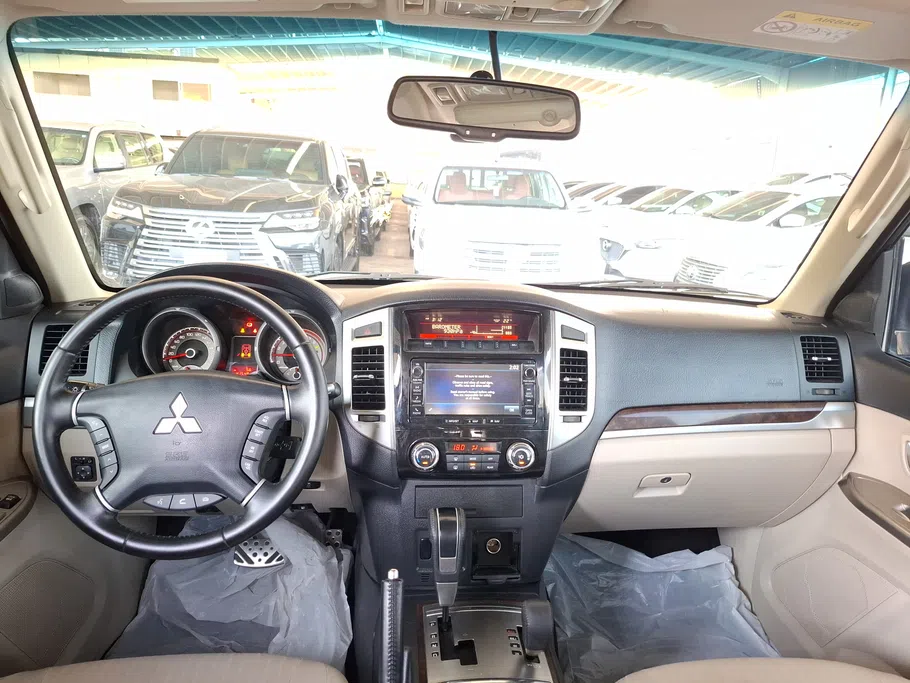 ميتسوبيشي باجيرو GLS 5Doors 2022 