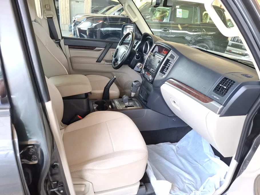 ميتسوبيشي باجيرو GLS 5Doors 2022 