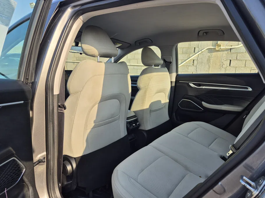جيلي امجراند GS 2025 