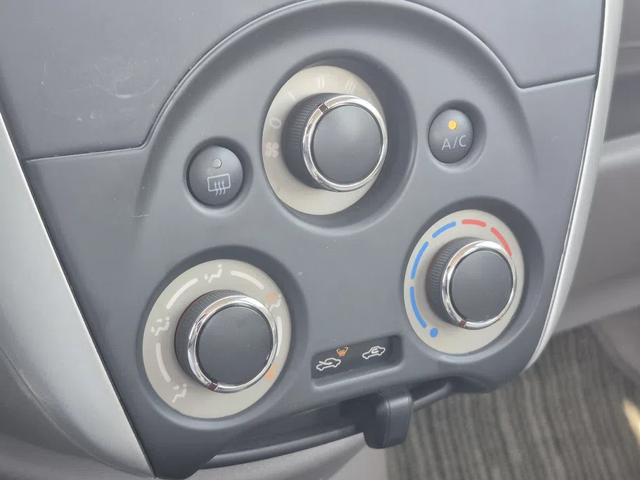 2024 Nissan Sunny SV Comfort 