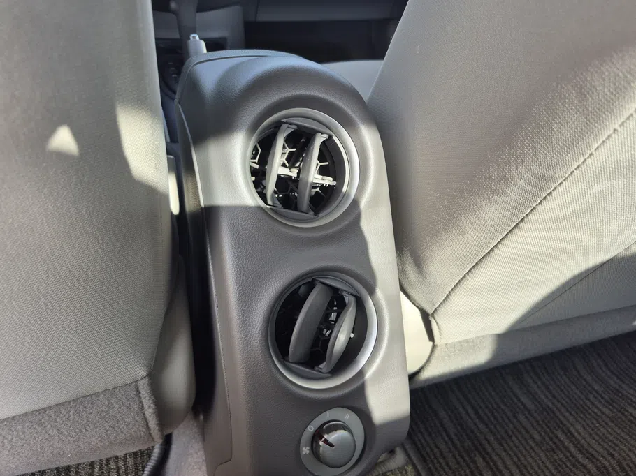 2024 Nissan Sunny SV Comfort 
