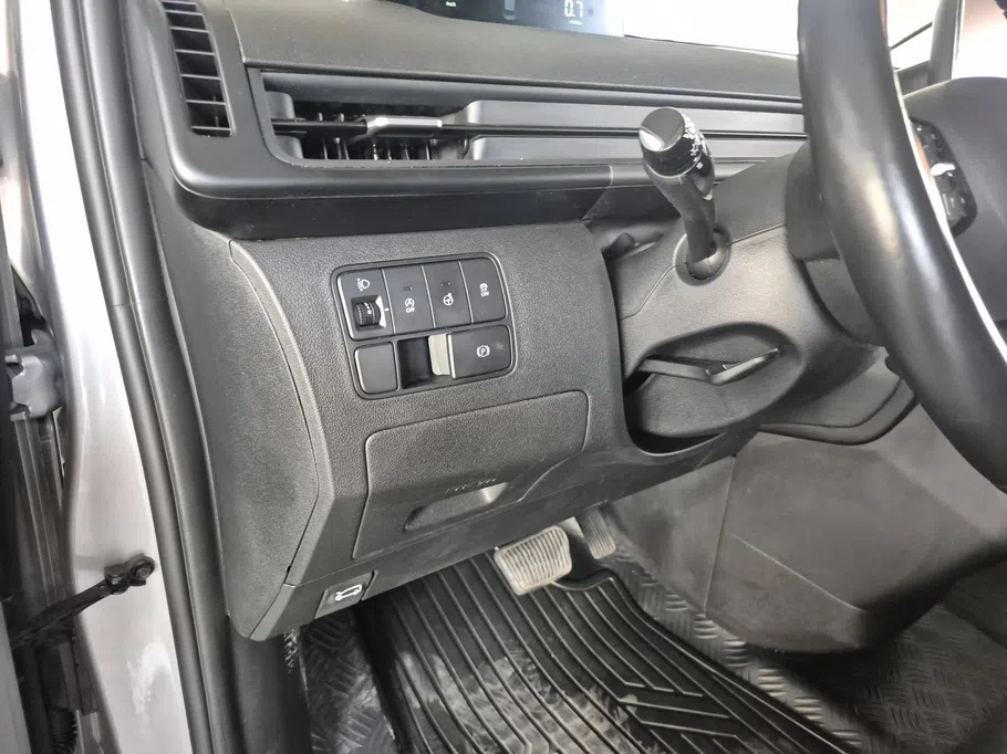 2022 Hyundai Staria Van 