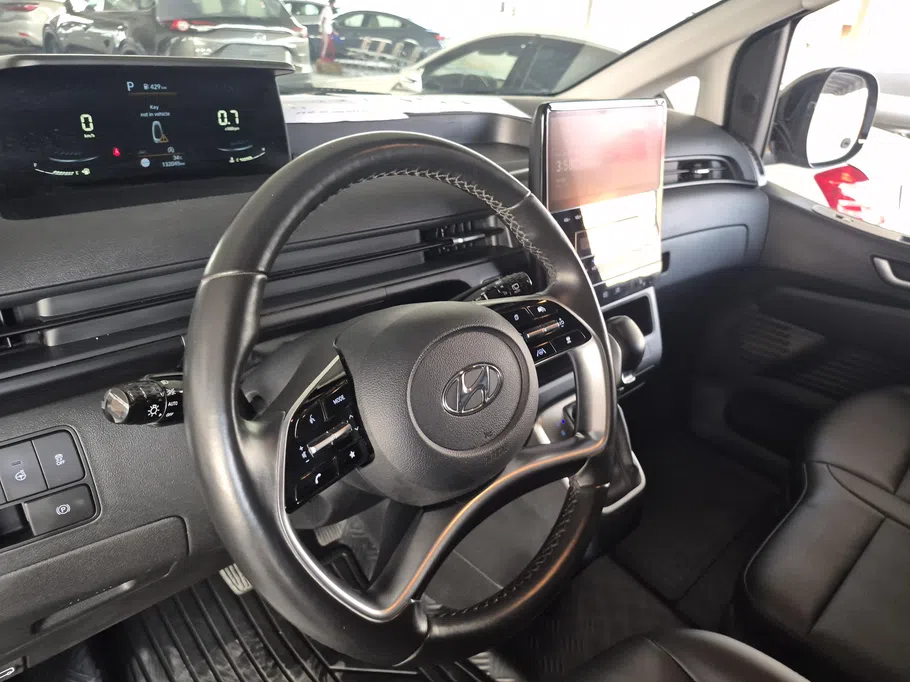 2022 Hyundai Staria Van 