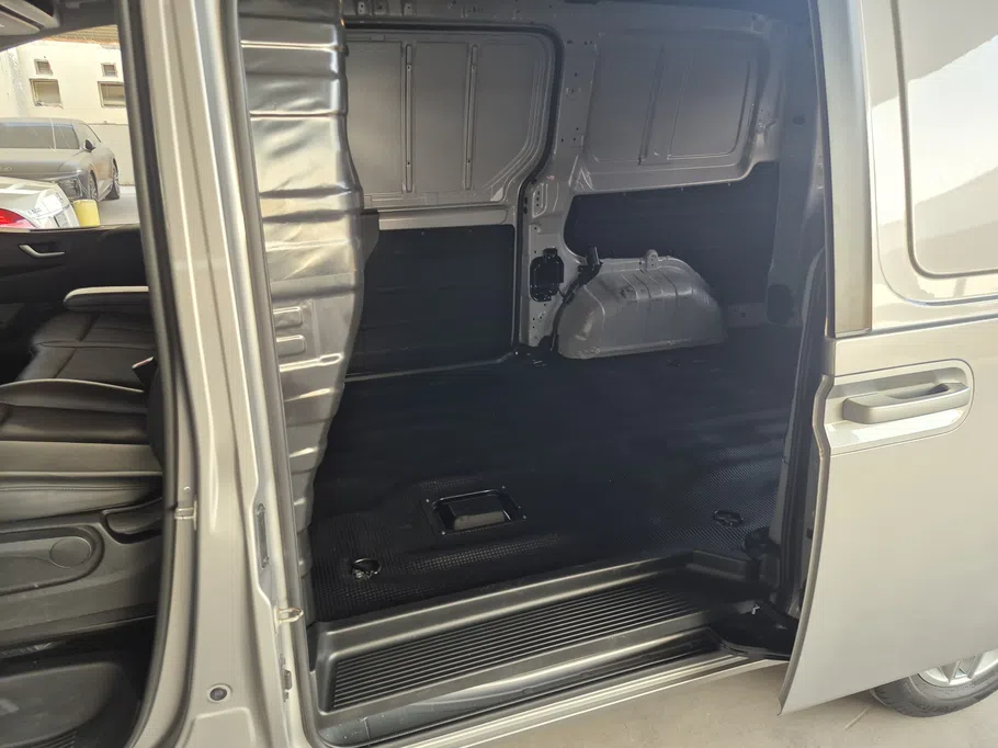 2022 Hyundai Staria Van 