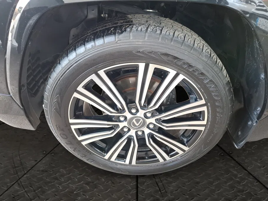 2024 Lexus LX 600 