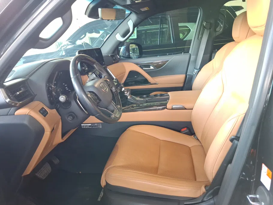 2024 Lexus LX 600 