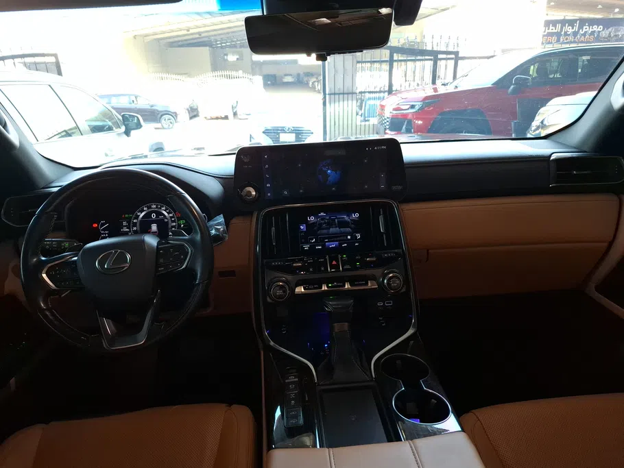2024 Lexus LX 600 