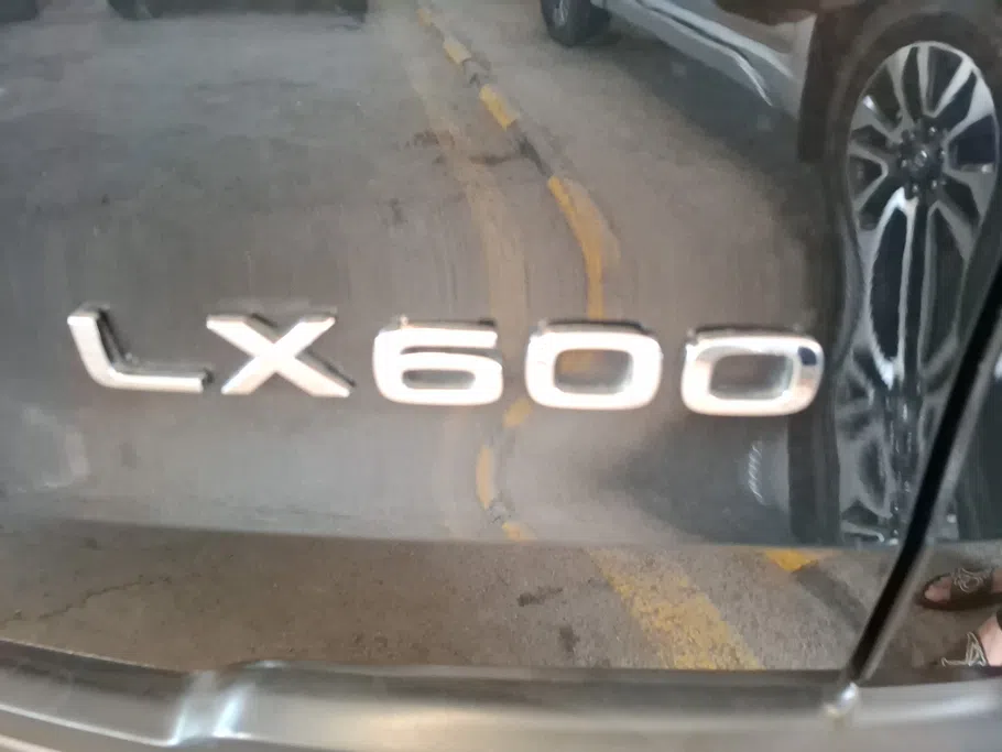 2024 Lexus LX 600 