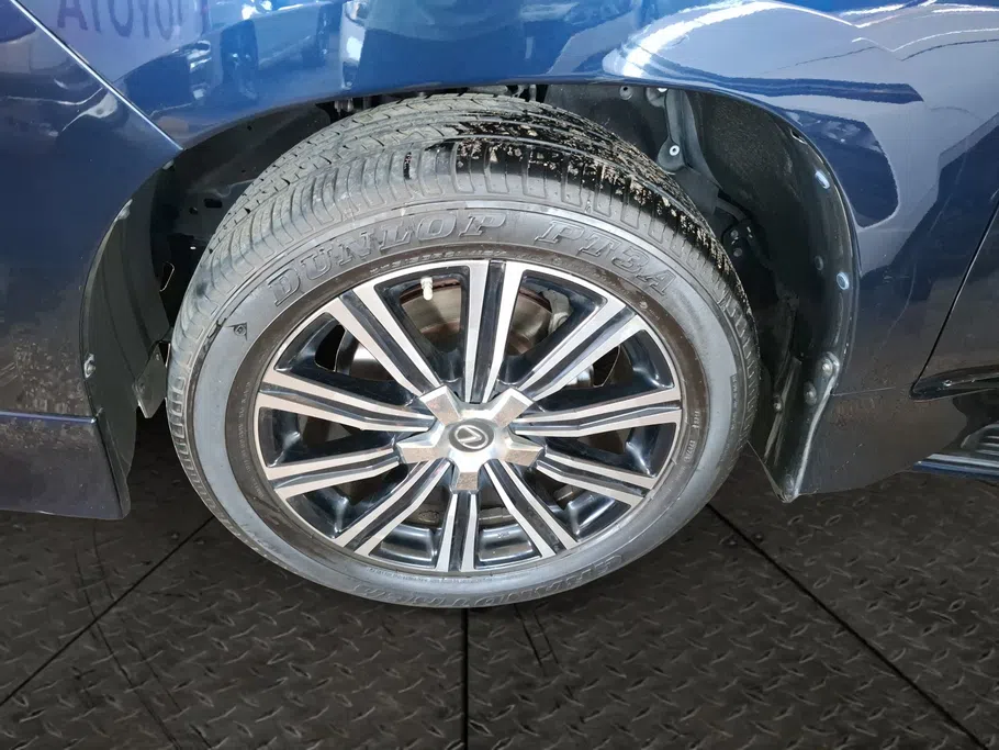 لكزس LX 570 S 2019 