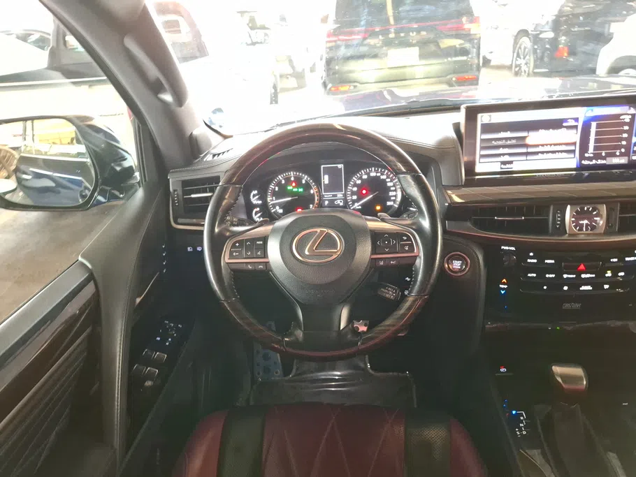 لكزس LX 570 S 2019 