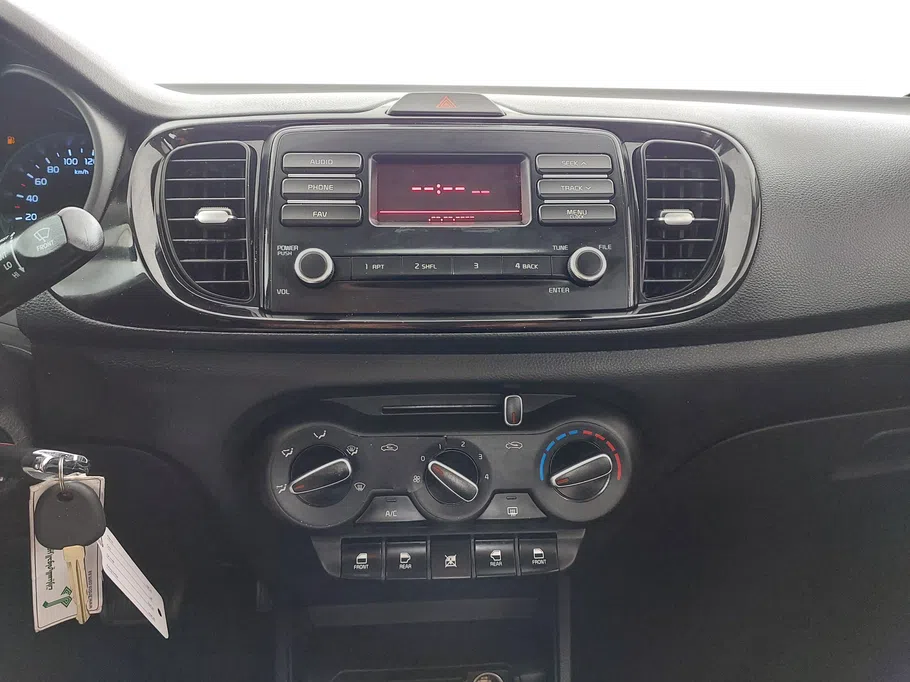 2025 Kia Pegas LX 