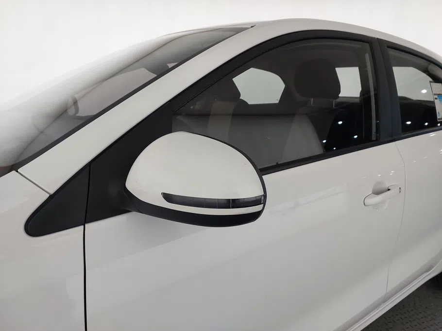 2025 Kia Pegas LX 