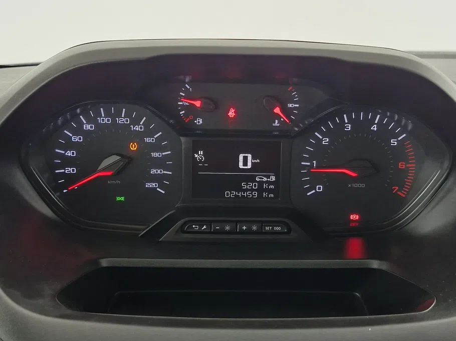 2023 Peugeot Partner Short van 