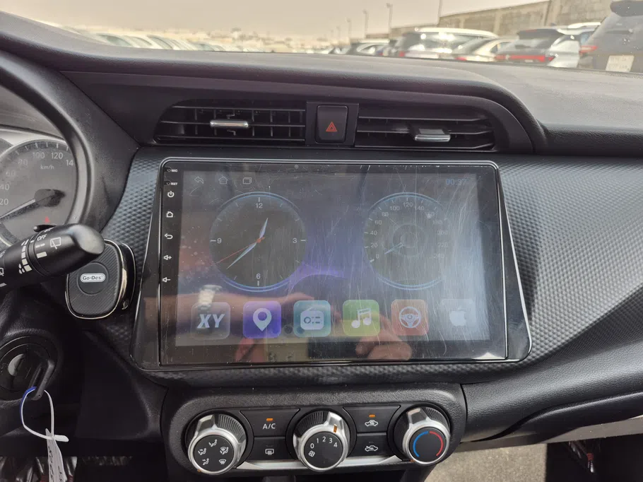 2024 Nissan Kicks S 