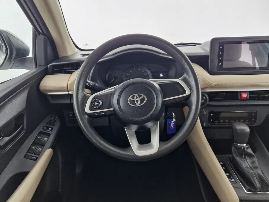 2023 تويوتا Yaris  Y 