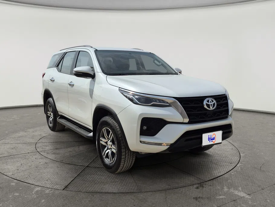 2024 Toyota Fortuner VX 