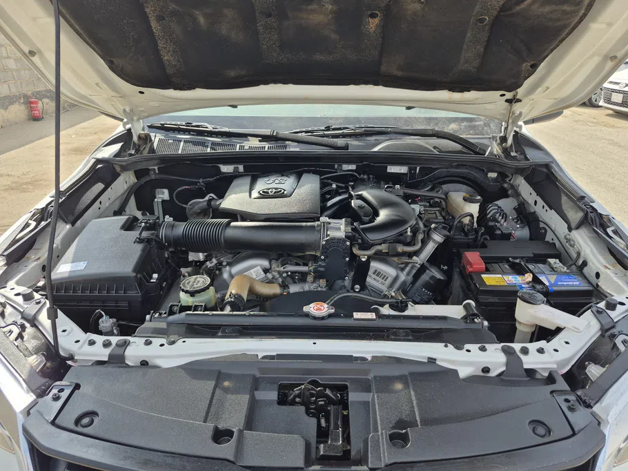 2024 Toyota Fortuner VX 