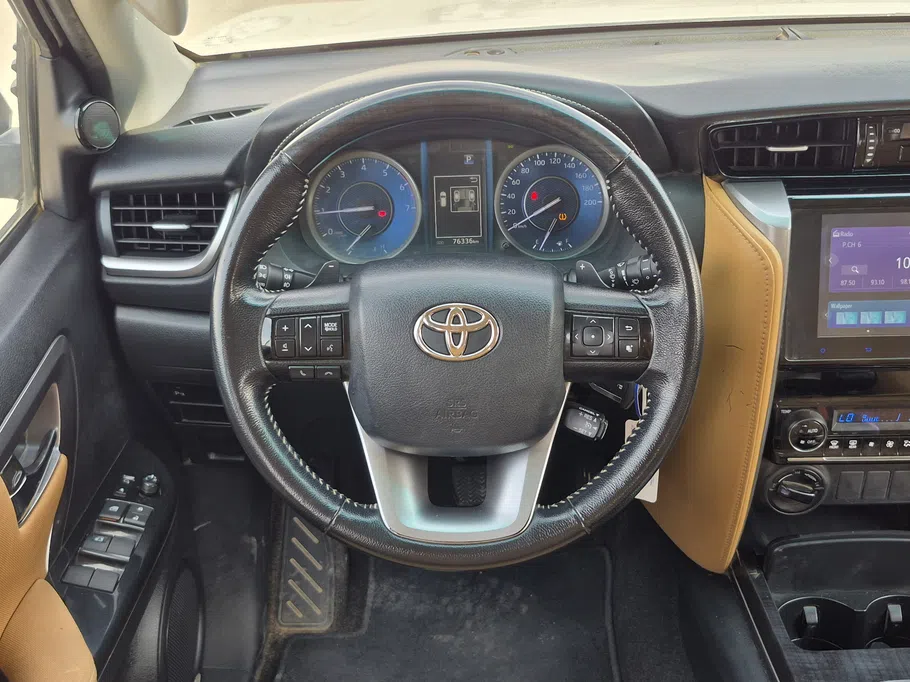 2024 Toyota Fortuner VX 