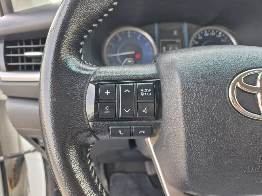 2024 Toyota Fortuner VX 