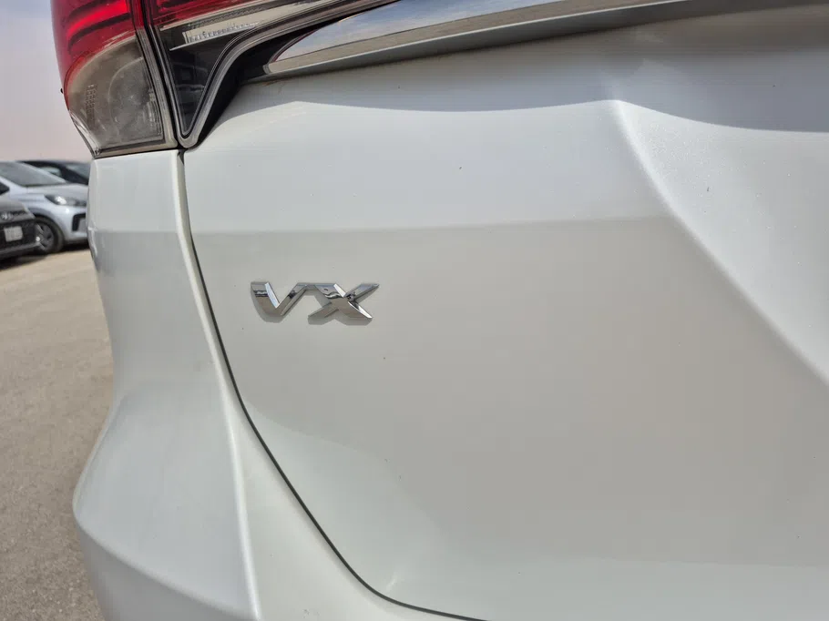 2024 Toyota Fortuner VX 