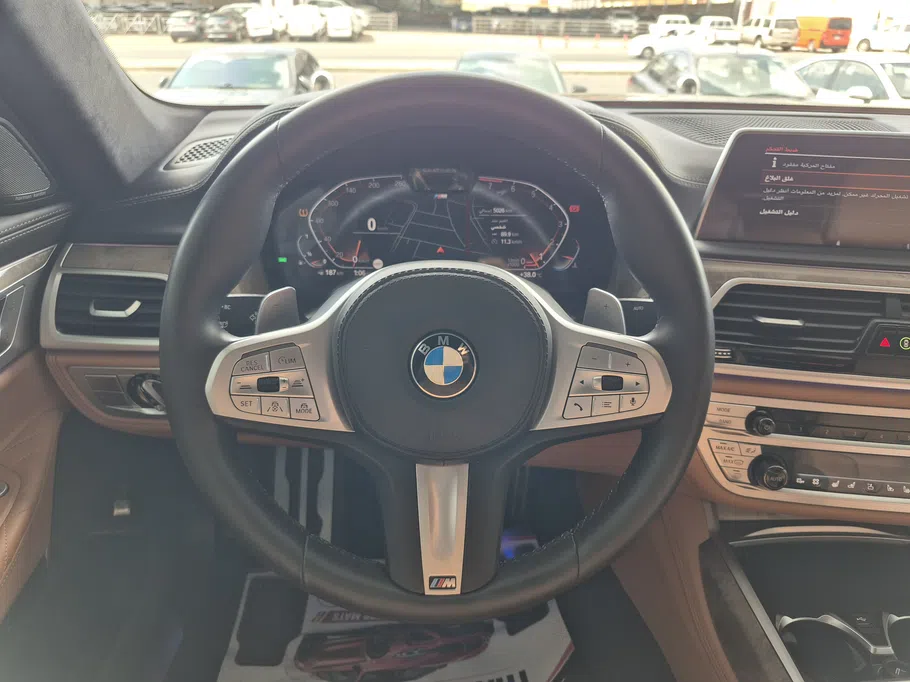بي ام دبليو الفئة السابعة 740Li 2021 