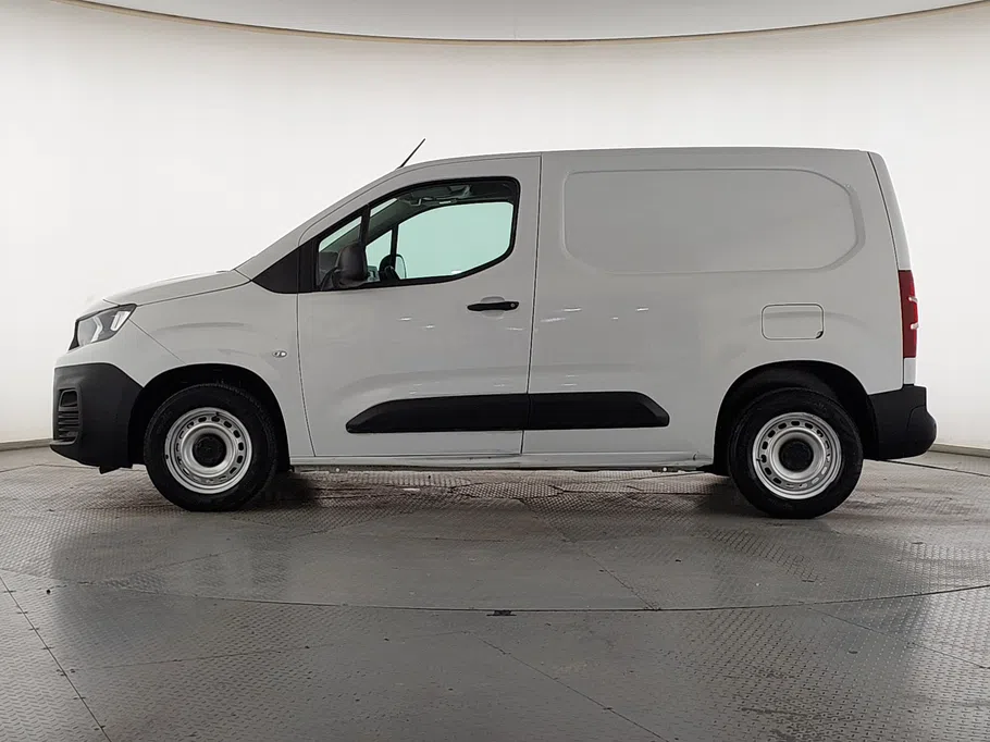 بيجو بارتنر Short van 2023 