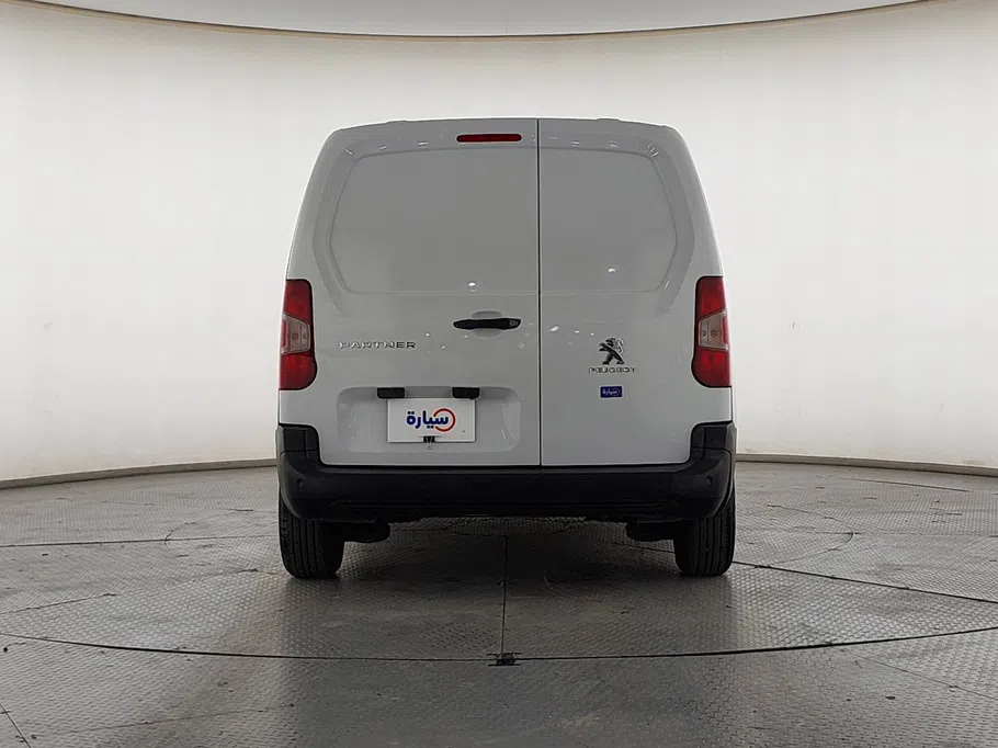 بيجو بارتنر Short van 2023 