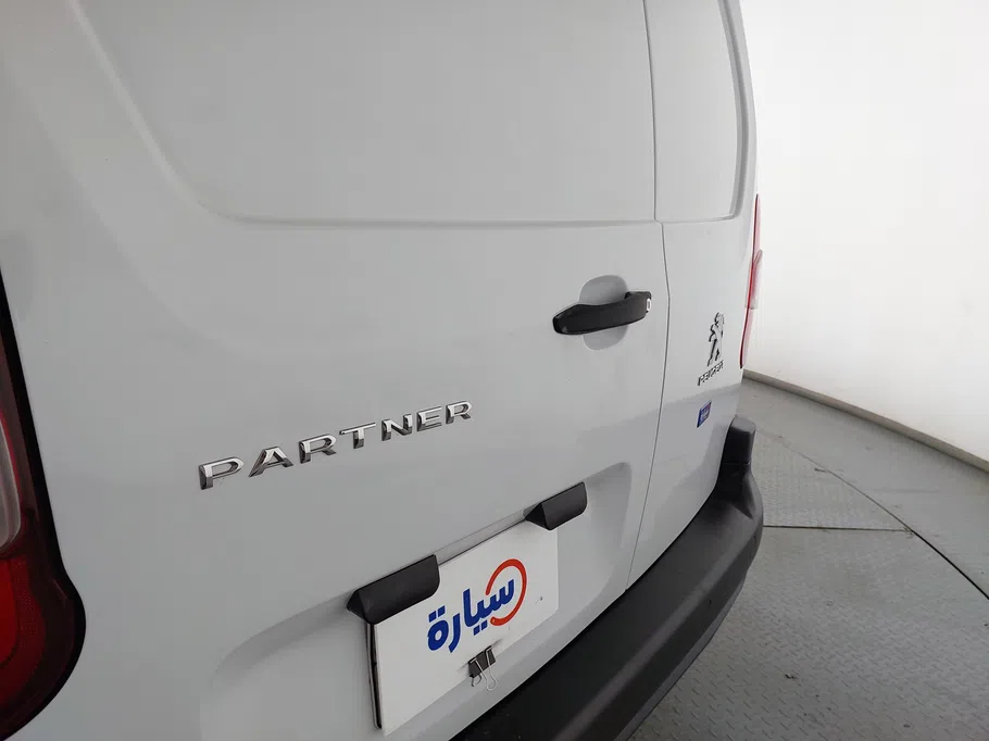 بيجو بارتنر Short van 2023 