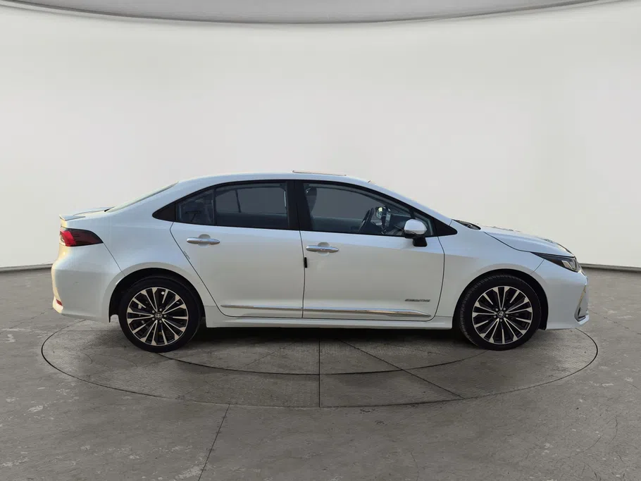 تويوتا كورولا XLI Executive Moonroof 2024 