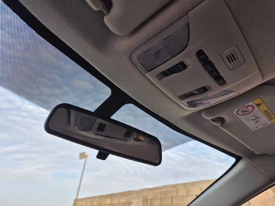 تويوتا كورولا XLI Executive Moonroof 2024 