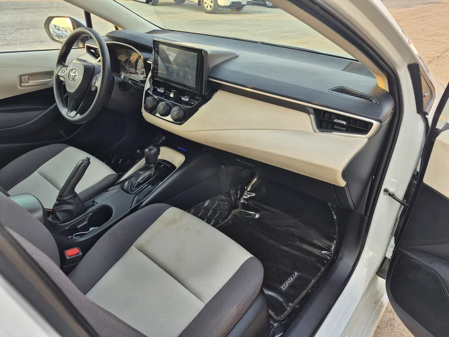 تويوتا كورولا XLI Executive Moonroof 2024 