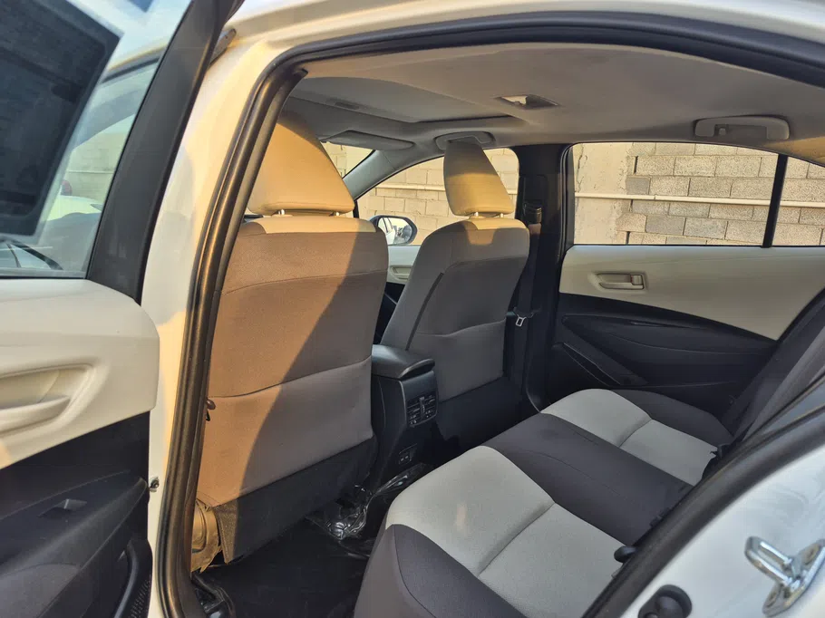 تويوتا كورولا XLI Executive Moonroof 2024 
