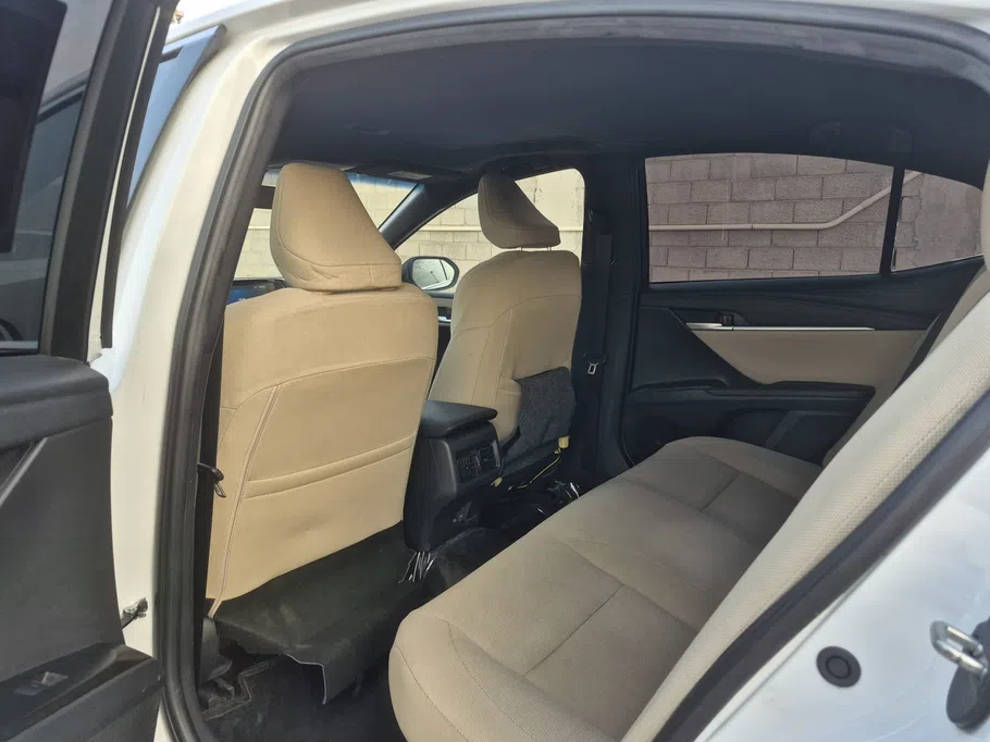 2025 Toyota Camry  E Plus HEV 