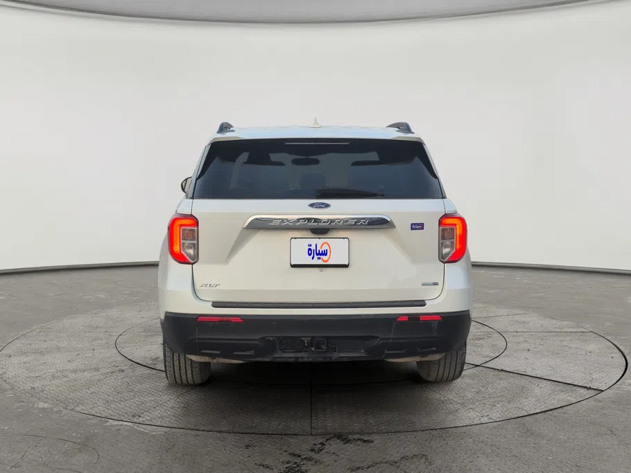 2023 Ford Explorer XLT 200A 
