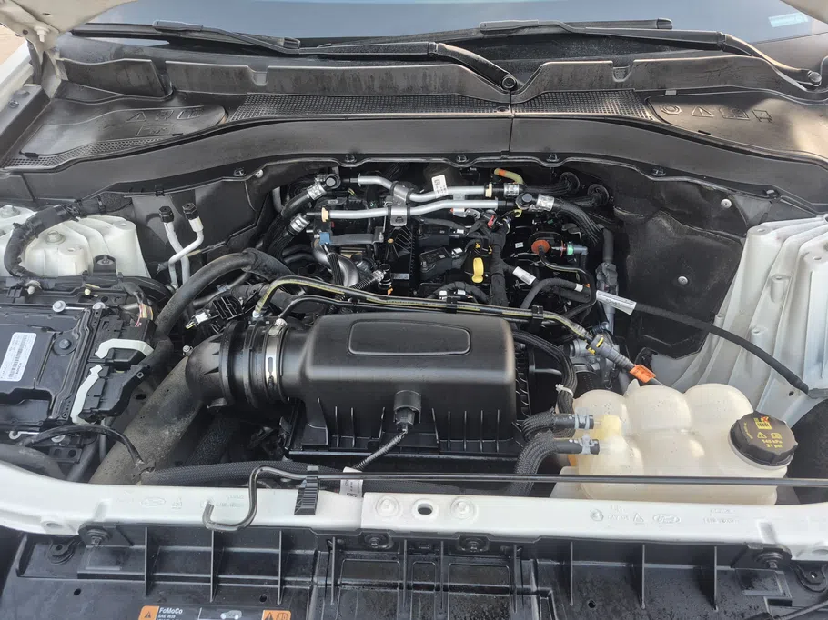 2023 Ford Explorer XLT 200A 